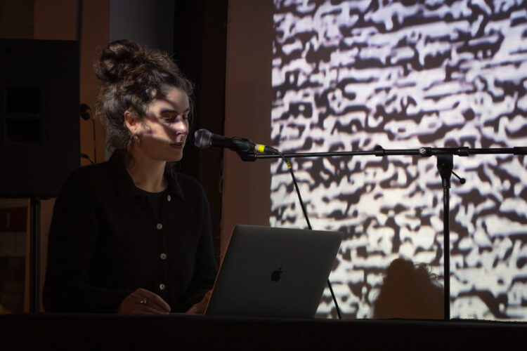 CONTEMPORAINES FETES SES 5 ANS - Contemporaines