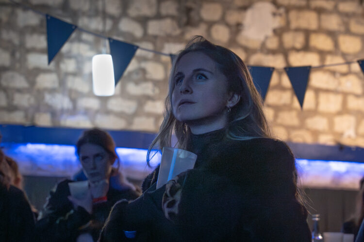 CONTEMPORAINES FETES SES 5 ANS - Contemporaines